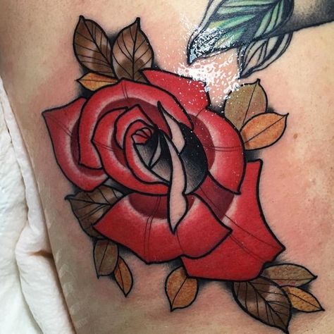 @jack_the_lantern #neotrad #neotattoo #neotraditional #neotraditionaltattoo #neotraditionaltattoos #tattooartiste #tattoo #tattoos… Tattoo New School, Neo Traditional Roses, Traditional Heart Tattoos, Neo Tattoo, Tattoo New, Traditional Tattoo Flowers, Rose Hand Tattoo, Traditional Roses, School Images