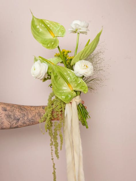 Fall Wedding Flower Trends: Amaranthus Amaranth Wedding Decoration, Green Amaranthus Wedding, Amaranthus Wedding Bouquet, Amaranth Bouquet, Amaranthus Wedding, Lime Green Wedding Theme, Amaranthus Bouquet, Amaranthus Flower, Green Amaranthus