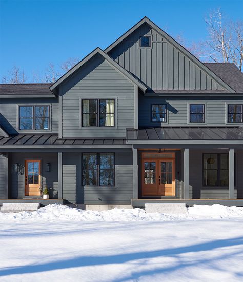 Modern Grey Farmhouse Exterior, Dark Grey Modern Farmhouse Exterior, Dark Exterior Modern Farmhouse, Modern Exterior Colors For House, Charcoal Farmhouse Exterior, Dark Gray Home Exterior, Dark Blue Farmhouse Exterior, Blue Modern Farmhouse Exterior, Dark Gray Farmhouse Exterior