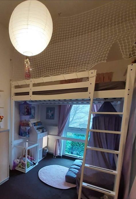 Top Bunk Bed Decorating Ideas, Top Bunk Bed Ideas, Loft Spaces Upstairs, Play Area Ideas, Top Bunk Bed, Bunk Bed Decorating Ideas, Bed Decorating Ideas, Diy Loft, Loft Bed Plans