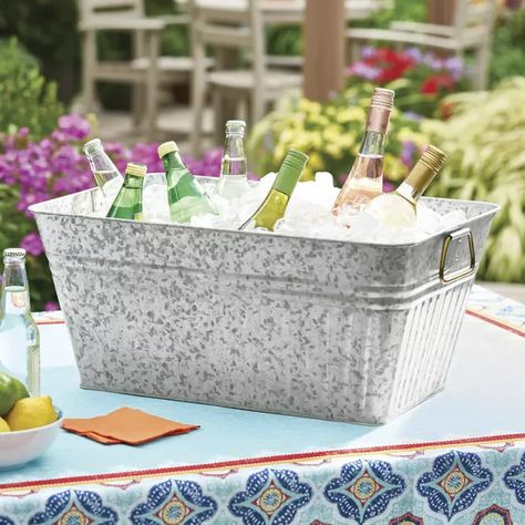 Five Ways to Create an Inviting Nighttime Patio Rectangular Tub, Wedding Drink Station, Galvanized Tub, Galvanized Buckets, Metal Tub, Beverage Tub, Baby Food Storage, Steel Tub, Dog Water Bowls