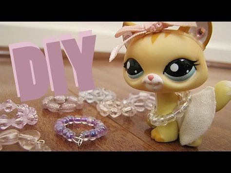 Make your toys look bling bling! You can make these simple necklaces and then everything will change! Look up: LPS necklaces 2 Lps Diy Accessories, Lps Clothes, Lps Crafts, Lps Accessories, Necklaces Diy, Lps Toys, Lps Pets, Lps Littlest Pet Shop, Lamb Decorations