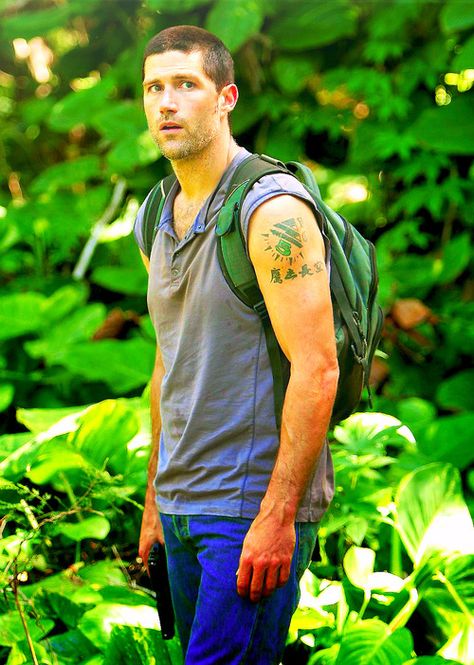 Jack will always be my favorite <3 Jack Shepard Lost, Lost Season 1, Jack Shephard, Kate Austen, D20 Modern, Lost Poster, Shaved Heads, Lost Tv Show, Matthew Fox