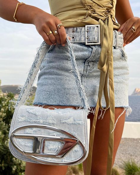 C A R M S L O N D O N no Instagram: “details at sunset in ibiza 🌊🌞 💕🤍✨” Bags Diesel, Sac Aesthetic, Diesel Bag, Diesel Clothing, Denim Bags, Luxury Bags Collection, Diesel Denim, Ni Idea, Luxury Purses