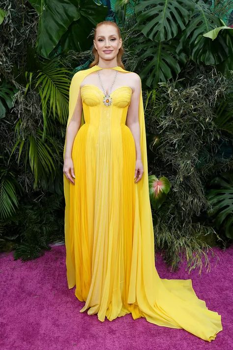 Jessica Chastain Channeled Belle From 'Beauty and the Beast' in a Yellow Gown With a Regal Cape Gucci Red Carpet, Clooney Amal, Red Carpet 2023, Best Celebrity Dresses, Evening Clothes, Celebrity Dresses Red Carpet, Gucci Gown, Celebrities Red Carpet, Prada Dress