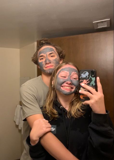 Spa Night With Boyfriend Aesthetic, Movie Night Couple Aesthetic, First Sleepover With Boyfriend, Mask Date Couple, Bedroom Romantic Couple Pic Night, Halloween Dates For Couples, Couple Hangout Ideas, Spa Night Couples, Spa Night With Boyfriend Date Ideas