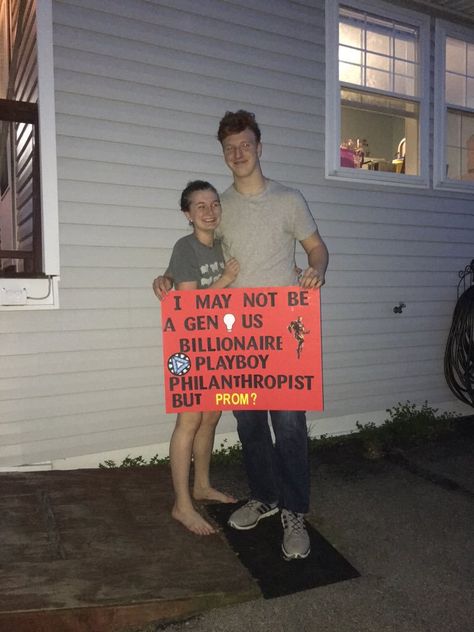 Cute Iron-Man themed promposal>> ask me this way and I will marry you. Not kidding. Iron Man Promposal, Marvel Hoco Proposals, Spider Man Promposal, Marvel Promposal, Prom Signs, Dance Asks, Hoco Posters, Iron Man Theme, Cute Promposals