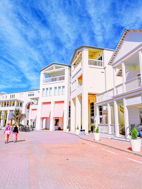 Seaside Florida Aesthetic, Watersound Florida, Preppy Aesthetic Wallpaper, Seaside Shops, Seaside Fl, Seaside Florida, Senior Trip, Coastal Life, Seaside Beach