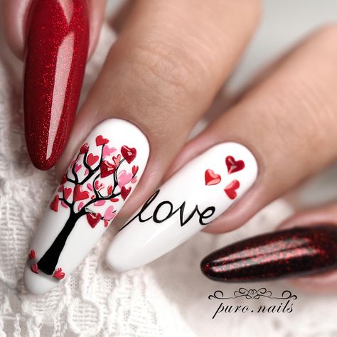 Winter Valentine, Valentines Nail Art Designs, Red And White Nails, Heart Nail Designs, Valentine Nail Art, February Nails, Romantic Nails, Valentine Nails, Winter Nails Acrylic