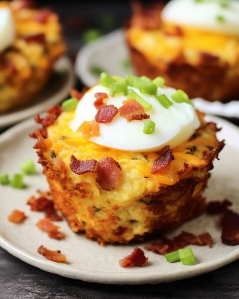 Best Brunch Potatoes, Mock Chicken Pot Pie, Best Egg Dishes For Brunch, Pitch In Breakfast Ideas, Best Breakfast Appetizers, Muffin Quiche Recipes, Egg Bake Muffins, Casserole Recipes Sausage, Egg Casserole Recipes Sausage