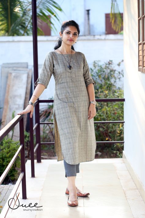 Handloom Check Boat Neck Kurti #suee #sewingtradition #handloom #kannurhandloom #acidfree #cotton #boatneck #trendy #colour guarantee #cashback #half sleeve #kerala #india #ethnic #daily wear #office wear #casual wear Indian Kurti Designs, Churidar Designs, Simple Kurta Designs, Designer Kurti Patterns, Simple Kurti Designs, Salwar Designs, Gaun Fashion, Kurti Designs Latest, Long Kurti Designs