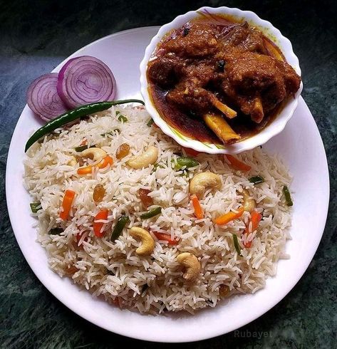 Mutton Thali, Indian Food Photography, Variety Food, Mutton Curry, Africa Food, Bengali Food, Yummy Comfort Food, Indian Street Food, Indian Snack Recipes