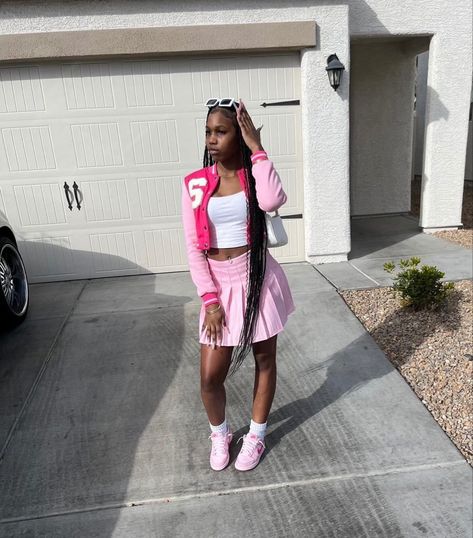 Pink Birthday Outfit 13, Birthday Outfits Black Girls Teens, Birthday Outfits Black Teenage Girl, Birthday Outfit Black Teenage Girl, Sneaker Ball Outfit Ideas Pink, Birthday Outfit 14-15, Cute 13th Birthday Outfits, Pink Bday Outfit Ideas, Birthday Outfits For 14th Birthday