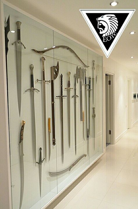 Knife Collection Display Ideas, Types Of Swords, Man Cave Home Bar, Toy Display, Old Kitchen, Displaying Collections, Display Cabinet, Tolkien, Display Case