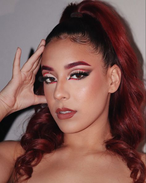 Red Hair Red Eyebrows, Red Eyebrows Makeup, Red Hair And Red Eyebrows, Red Eyebrow Makeup, Neon Graphic Liner, Red Graphic Liner, Red Eyebrows, Classic Glam, Nude Eyeshadow