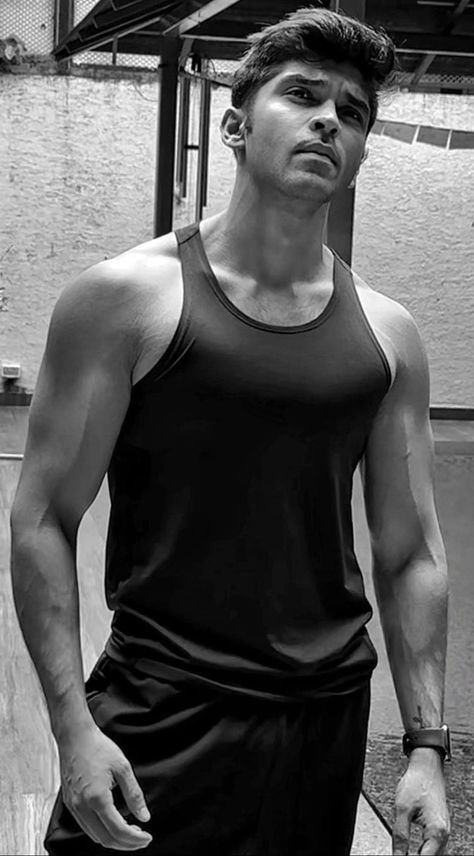 Dhruv Vikram Wallpaper, Mens Armpits, Natpu Forever Image, Druv Vikram, Dhruv Vikram Hairstyle, Dhruv Vikram, Male Fitness Photography, Boyfriend Inspiration, David Beckham Style