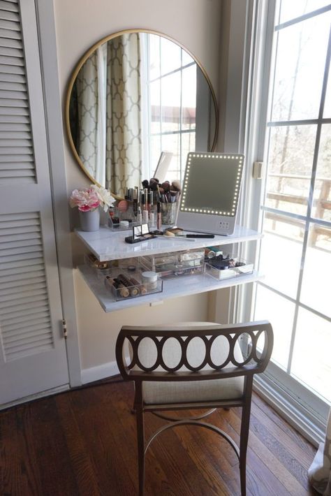 The time has finally come. I’m losing my makeup vanity. It not only has been one of my top posts on Made2Style but it’s definitely one of my favorite spots in the house! Now that baby n… Diy Makeup Vanity Plans, Small Makeup Vanities, Diy Makeup Vanity, Vanity Shelves, Makeup Table Vanity, Vanity Ideas, Diy Vanity, Vanity Room, Small Space Diy