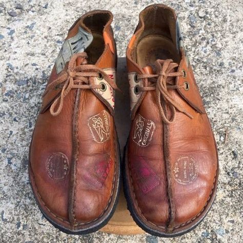 Clarks Desert Trek, Clarks Originals, Diy Shoes, Clarks Shoes, Leather Diy, Tan Color, Boat Shoes, Leather Shoes, Dress Shoes Men