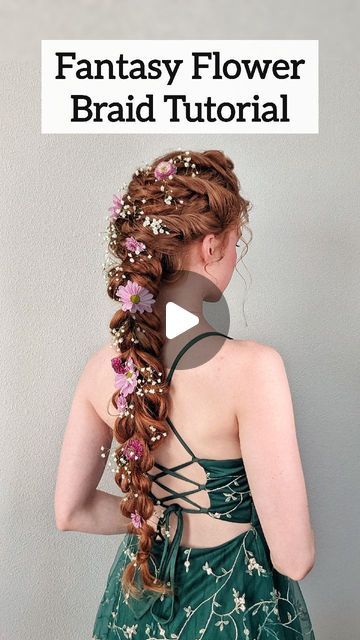 Fairy Themed Hairstyles, Ren Fair Hairstyles Easy, Fae Hairdo, Fantasy Hair Tutorial, Gingersnark Hair, Flower Braid Hairstyles, Fairy Updo, Fairy Hair Ideas, Fantasy Hair Styles