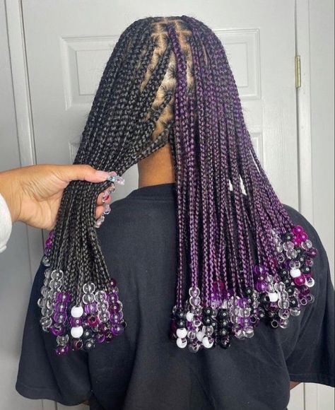 Purple Braids With Beads, Black And Purple Braids, Winter Protective Styles, Purple Hairstyles, Knotless Braids With Beads, Protective Styles For Natural Hair, Purple Box Braids, Styles For Natural Hair, Black Kids Braids Hairstyles