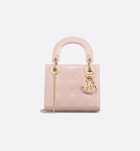 A new Dior bag, designer bag , light pink with gold chains. Mini Lady Dior, Wardrobe Makeover, Micro Bag, Dior Book Tote, Christian Dior Couture, Dior Couture, Bag Luxury, Backpack Tote Bag, Powder Pink