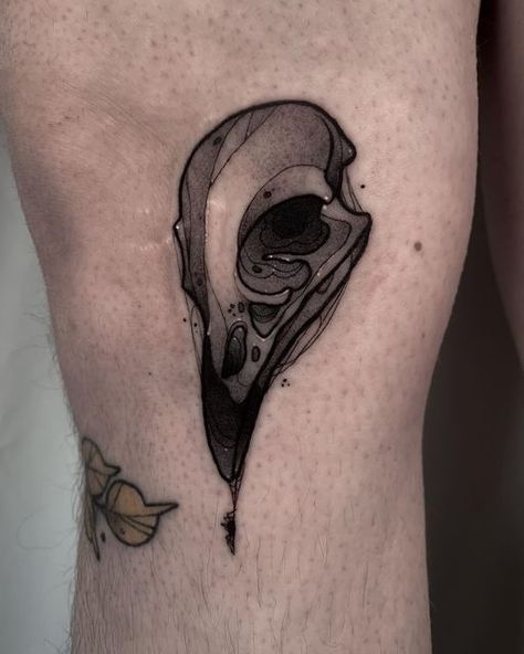 Bird Skull Tattoo, Cool Tattoo Drawings, L Tattoo, Raven Tattoo, Chest Piece Tattoos, Creepy Tattoos, Tattoo Apprentice, Skull Tattoo Design, Bird Skull