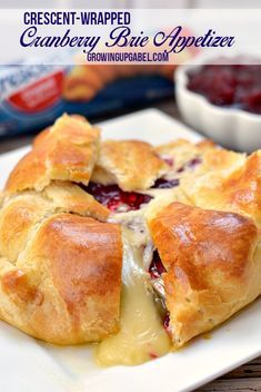 Cranberry Brie Baked Cheese Appetizer | Growing Up Gabel Brie Baked, Appetizers Fancy, Christmas Breads, Baked Brie Appetizer, Indulgent Recipes, Cheese Recipes Appetizers, Baked Brie Recipes, Cranberry Baking, Brie Appetizer