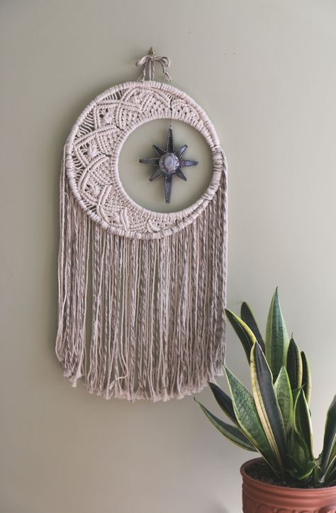 Crescent Moon Dreamcatcher, Mosaic Star, Dreamcatcher Macrame, Macrame Dreamcatcher, Macrame Wall Hanging Tutorial, Moon Dreamcatcher, Macrame Mandala, Macrame Dream Catcher, Yarn Wall Art