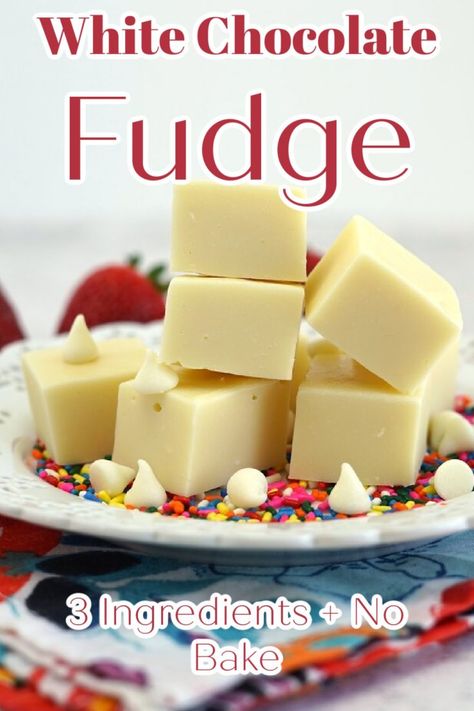 Fudge Recipes Easy Condensed Milk, Easiest Fudge Recipe, Fudge White Chocolate, White Fudge, White Chocolate Fudge Recipes, Cake Batter Fudge, Chocolate Walnut Fudge, Chocolate Fudge Recipe, Fudge Dessert