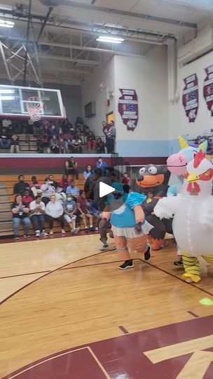 Back To School Pep Rally Ideas, Rally Games High School, Pep Rally Games High School, Homecoming Pep Rally, Pep Rally Games, Rally Games, High School Homecoming, Pep Rally, Dress Up Day