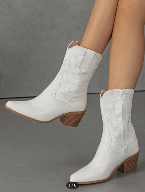 Short White Cowgirl Boots, Stagecoach 2024, Bridal Cowboy Boots, Western Wedding Boots, White Wedding Boots, Bride Boots, Cowgirl Shoes, Cowgirl Boots Wedding, White Cowgirl Boots