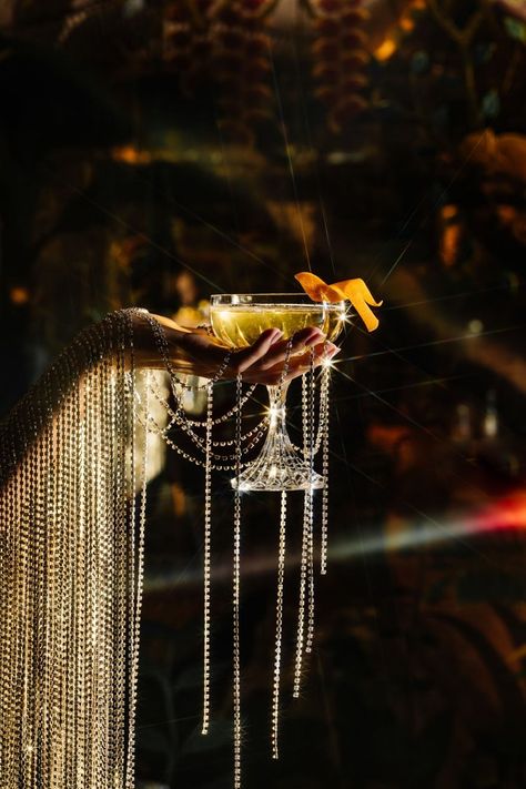 Berkeley Square, Cocktail Photography, Creation Photo, Thursday Evening, 60th Anniversary, Photography Inspo, Gatsby, Old Money, Event Design