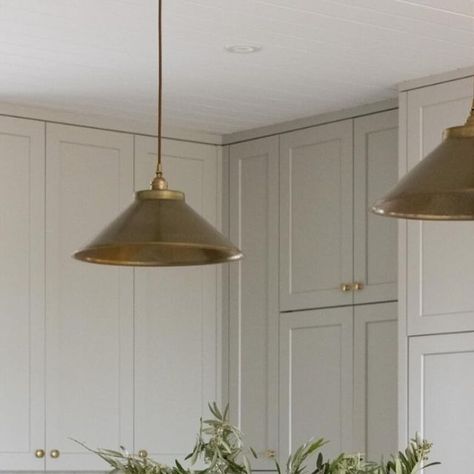 Layered in Design on Instagram: "Revere pewter cabinets & brass finishes 🩶🪝 @maison.blonde . . . . #kitchendesign #kitchen #kitchenremodel #kitchenisland #kitchenrenovation #kitchencabinets #kitchendecor #kitcheninspo #kitchenideas #kitchensetminimalis #kitchenstyle #interiordesign #interiordesigner #interiordecor #californialiving #currenthomeview #cornerofmyhome #spechome #realhomesofinstagram #currentdesignsituation #hometour #housetour #designbuild #designinspiration #designstudio #interiordecorating" Revere Pewter Cabinets, Pewter Cabinets, Vintage Pendant Lights, Revere Pewter, Vintage Pendant Lighting, Willow Creek, Kitchen Projects, Vintage Pendant, Custom Kitchen