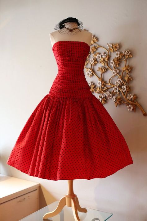 Red 1950s Dress, Dresses 80s Style, 50s Dresses Formal, 50s Dresses Vintage, 80s Dresses Party, 60s Formal Dress, 60s Prom Dress, 50s Clothes, 50s Prom Dress