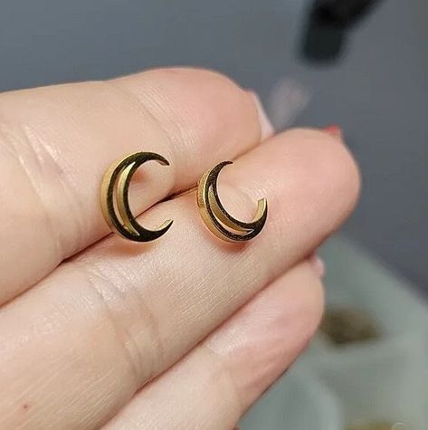 Crescent Jewelry, Small Earrings Gold, Moon Stud Earrings, Half Moon Earrings, Silver Birthday, Crescent Earrings, Birthday Thanksgiving, Crescent Moon Earrings, Moon Studs