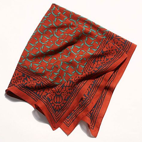 People Are Buying More Scarves Than Ever Right Now (and the CDC's New Recommendation Might Be Why) Serge Ibaka, Cool Bandanas, Silk Headscarf, Clay Color, Silk Bandana, Free People Accessories, Square Silk Scarf, Printed Silk Scarf, Oversized Scarf