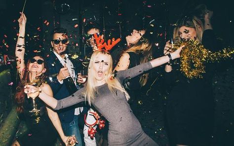 What we think Christmas party season will look like in November. Image: iStock. Buffet Halloween, Christmas Party Planning, Party Photoshoot, Christmas Party Themes, Stag Do, Happy Thanksgiving Quotes, Party Pictures, Friends Party, Christmas Night