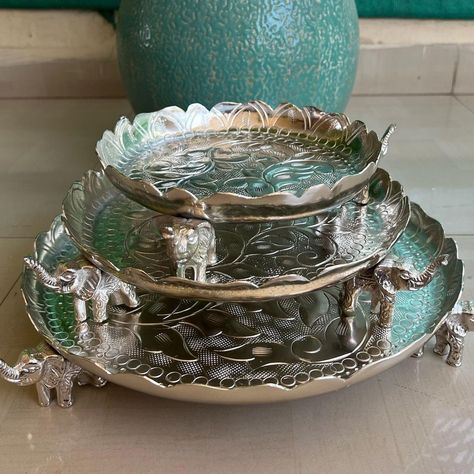 Pooja Silver Items, Silver Deepam Design, Silver Pooja Items Indian, Silver Deepam, Silver Home Accessories, Silver Goddess, Silver Jewellry, Hamper Ideas, Diwali Decorations At Home