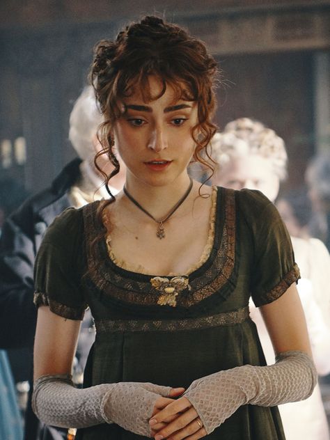 Sophie Bridgerton, Lymond Chronicles, Ellise Chappell, Regency Era Aesthetic, 1800 Dresses, Thing Aesthetic, Elinor Dashwood, Georgian Clothing, Mary Bennet