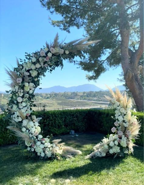 Enchanted Forest Wedding Ceremony, Moon Arch Wedding, Wedding Decor Arch, Arch Wedding Ceremony, Arch Wedding Backdrop, Moon Arch, Wedding Archway, Wedding Alters, Metal Wedding Arch