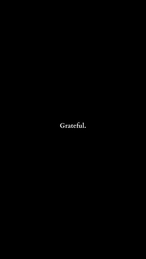 Grateful Black Wallpaper, Minimal Vision Board, Aesthetic Dps, Wallpaper Affirmations, Black Background Quotes, Motvational Quotes, Wallpaper Quote, Quotes Dream, Positive Quotes Wallpaper