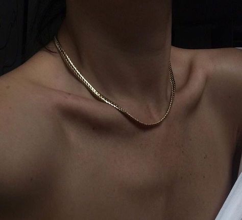 Chains Aesthetic, Cute White Guys, Collar Bone, Elegant Man, Body Reference, Character Aesthetic, Male Body, Chains For Men, Boyfriend Pictures