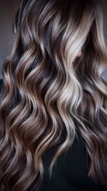 Ashy Bronde Balayage Dark Roots, Mix Hairstyles, Caramel Bronde, Highlights Brown Hair Balayage, Cool Blonde Hair Colour, Light Brunette Hair, Highlights Curly Hair, Hairstyle Examples, Hair Highlights And Lowlights