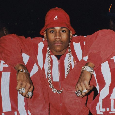 Rapper LL Cool J Wiki: Net Worth, Wife ... Ll Cool J 90s, 90s Rappers, Hip Hop Classics, 90s Hiphop, 90s Hip Hop Fashion, Ll Cool J, Hip Hop Art, 90s Hip Hop, 90s Outfit