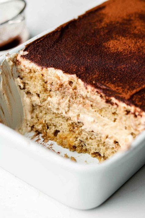 Vegan Tiramisu (Easy + Gluten Free) - Okonomi Kitchen Gluten Free Tiramisu, Ital Food, Vegan Tiramisu, Best Vegan Desserts, Vegan Guide, Vegan Cakes, Tiramisu Recipe, Vegan Living, Vegan Dessert