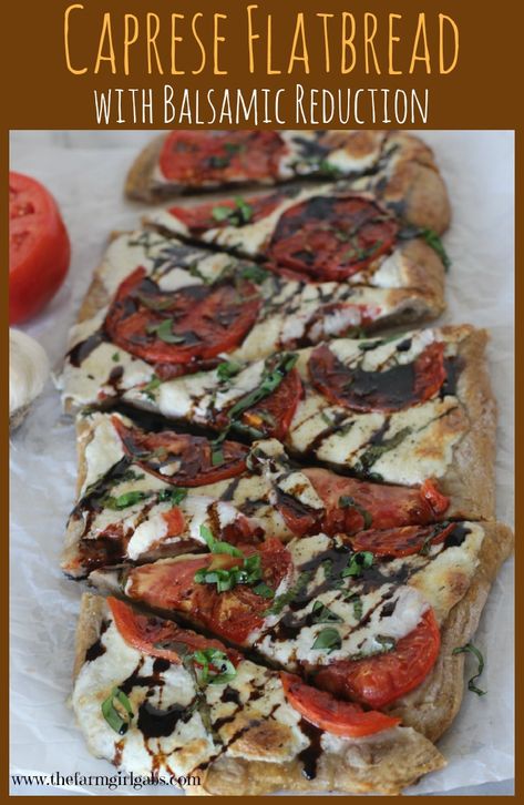 Caprese Flatbread, Balsamic Reduction Recipe, Crowd Pleasing Recipes, Balsamic Reduction, Flatbread Recipes, Flatbread Pizza, Pizza Bread, A Pizza, Pizza Sauce