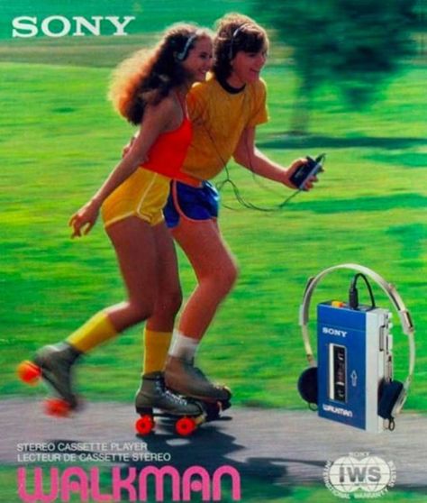 15 Fabulous Vintage Photos That Prove 1980s Was the Best Decade Ever! ~ Vintage Everyday Iklan Vintage, 80s Ads, Roller Disco, Sony Walkman, New Retro Wave, Roller Girl, 80s Vibes, 80s Aesthetic, Foto Tips