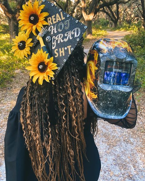 Welder Graduation Pictures, Welding Grad Caps, Welding Graduation Photos, Welder Graduation Cap Ideas, Welder Party Ideas, Welding Graduate Party, Welding Senior Pictures, Welder Aesthetic, Green Graduation Cap