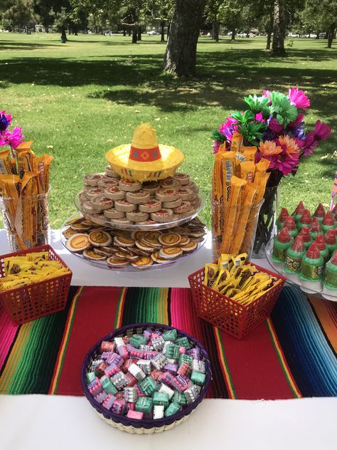 Mexican Fiesta Candy Table, 50th Mexican Theme Party, Mexican Candy Table Ideas Quinceanera, Fiesta Desert Table, Mexican Sweets Table, Mexican Theme Candy Table, Mexican Candy Table Ideas Parties, Mexican Candy Bar Ideas, Fiesta Theme Dessert Table