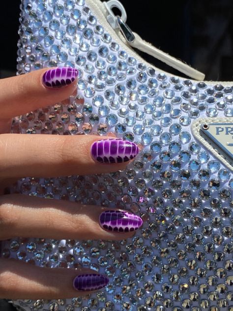 Purple Snake Print Nails, Reptile Print Nails, Red Alligator Nails, Alligator Nail Design, Purple Crocodile Nails, Purple Croc Nails, Serpent Nails, Alligator Nails, Bright Nails Neon